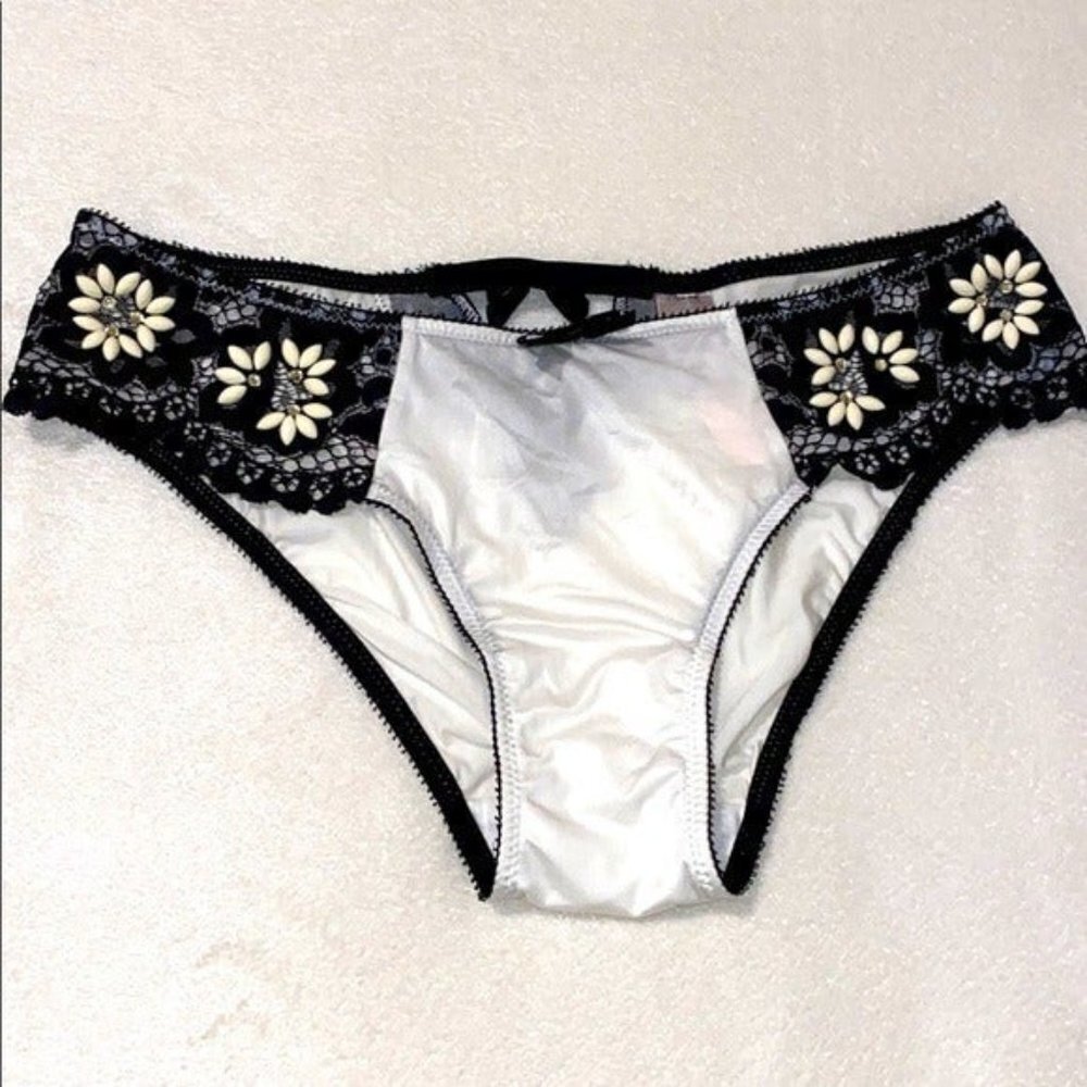 Rare Embellished Floral Petals Flower Bikini Panty Off White Small